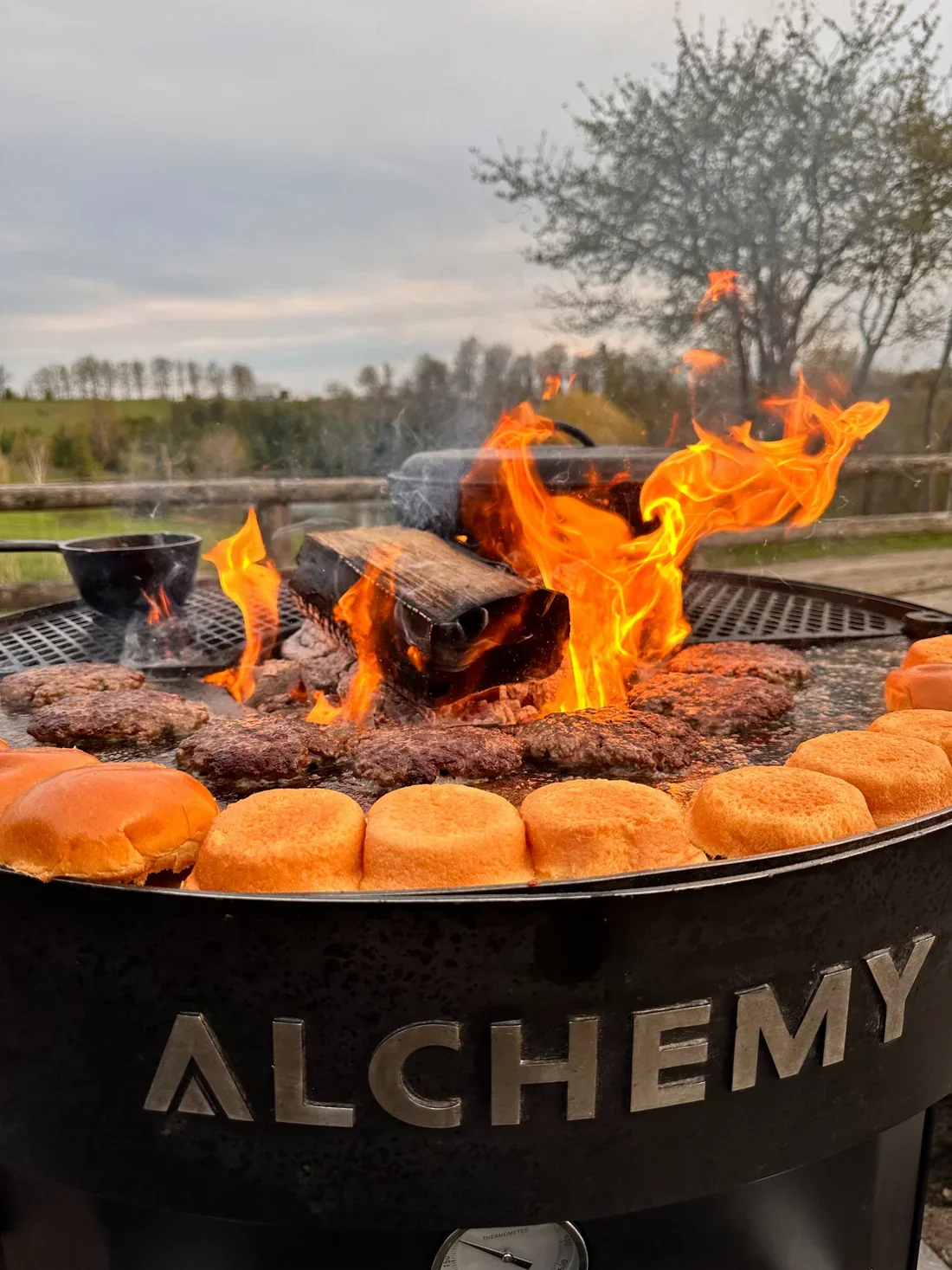 Alchemy AG-GS24 | Simultaneous Live-Fire Grill and Smoker - Image 3