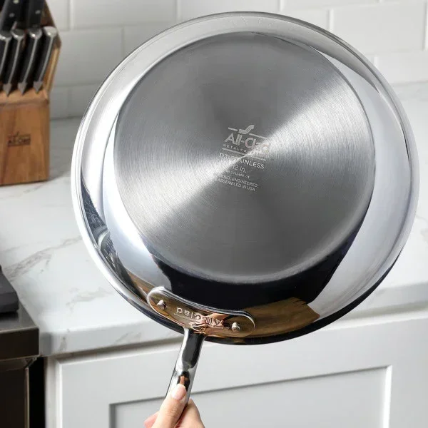 All-clad 4202R | D3 Stainless 2-Quart Saucepan with Lid - Image 5