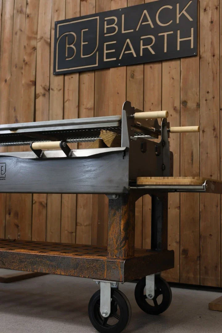 Black Earth M83-2078 | Gaucho 53 Grill | Wood Fire Cooking - Image 4