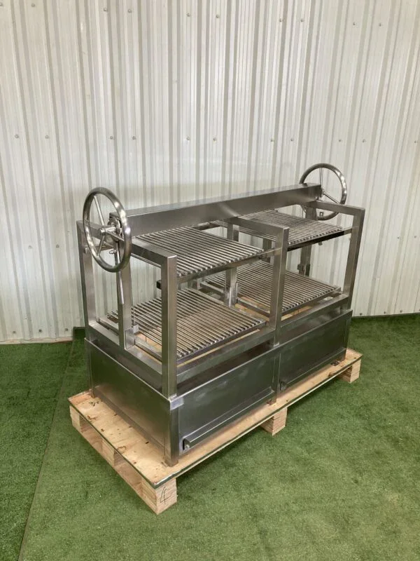 Charcoal Chariots TORO2 | Argentine-Style Open Fire Grill - Image 4