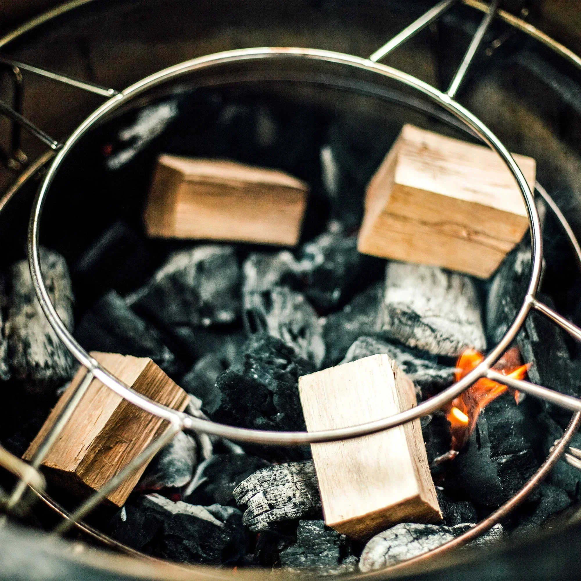 Kamado Joe KJ-WCHUNKSH | Hickory Wood Chunks for Grilling - Image 4