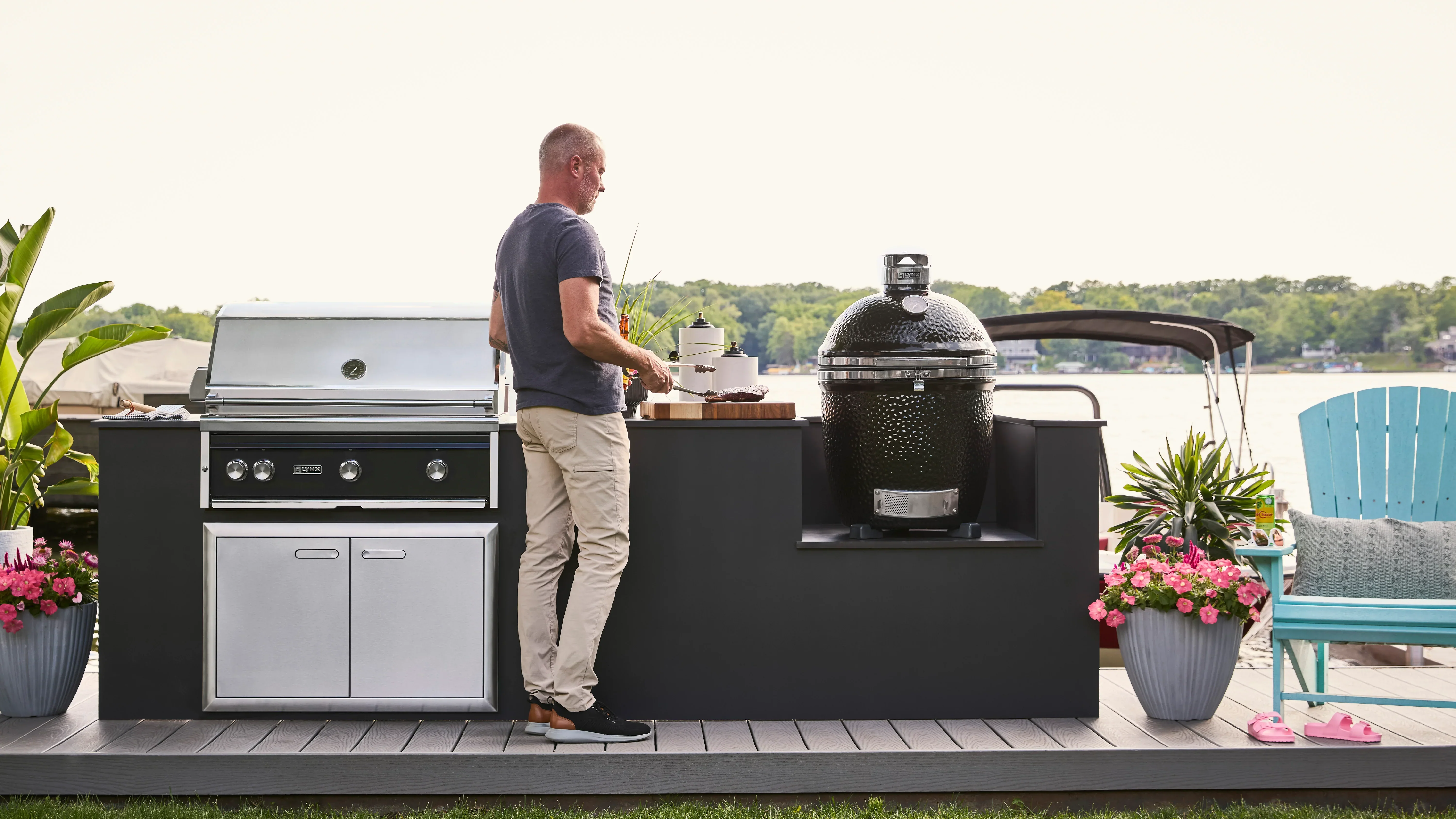 Lynx LCGR | Kamado Grill | 18" Ceramic Insulation Cooking Surface 250 sq. in. - Image 11